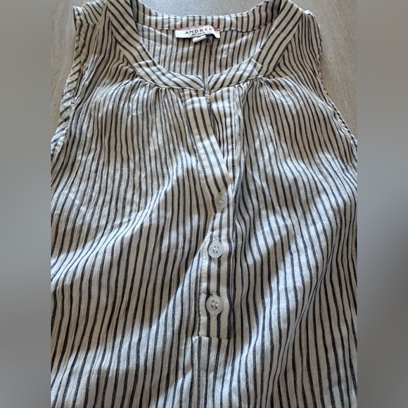 ANDREE by unit Maternity Pinstripe blue and white blouse M - Picture 3 of 5